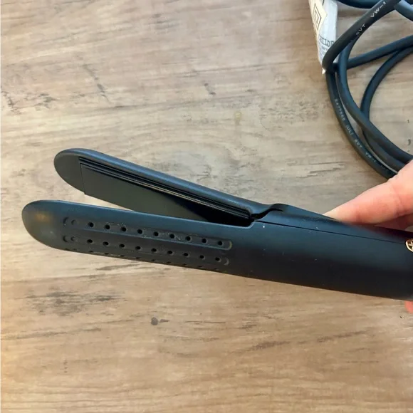 Paula Abdul x Martino by Martino Cartier Forever My Curl Curling Wand - Picture 7 of 8